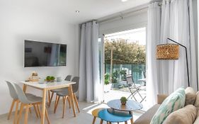 Sunny Apartment 1B With Balcony & Pool In Canyamel